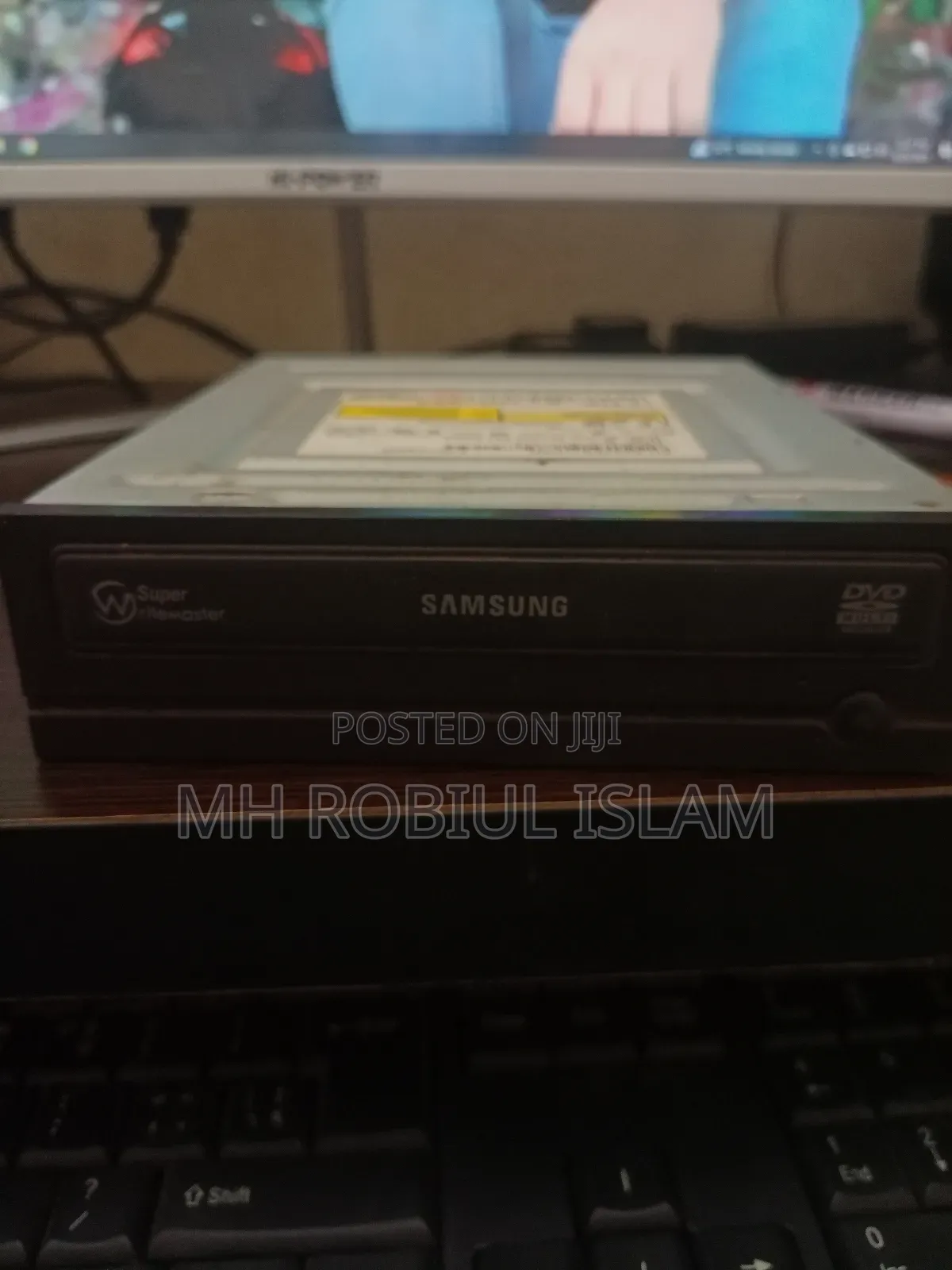 Cd/DVD Drive _ Samsung Super -Writemaster