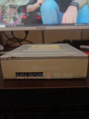 Cd/DVD Drive _ Samsung Super -Writemaster