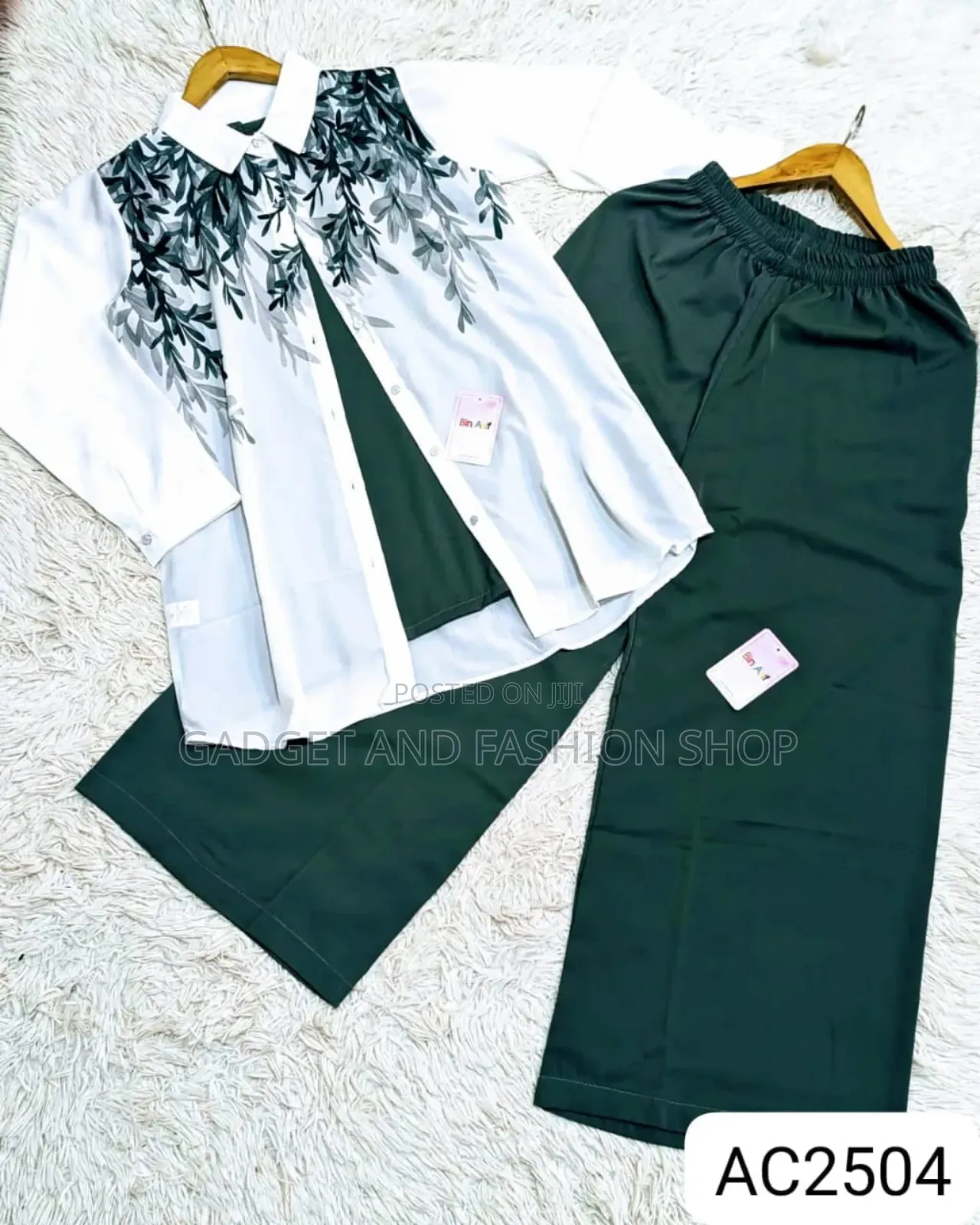 Tops Pent New Design Collection