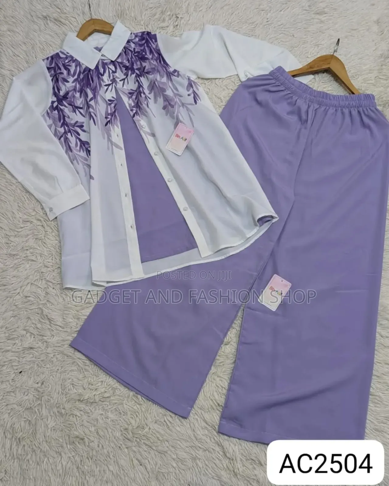 Tops Pent New Design Collection