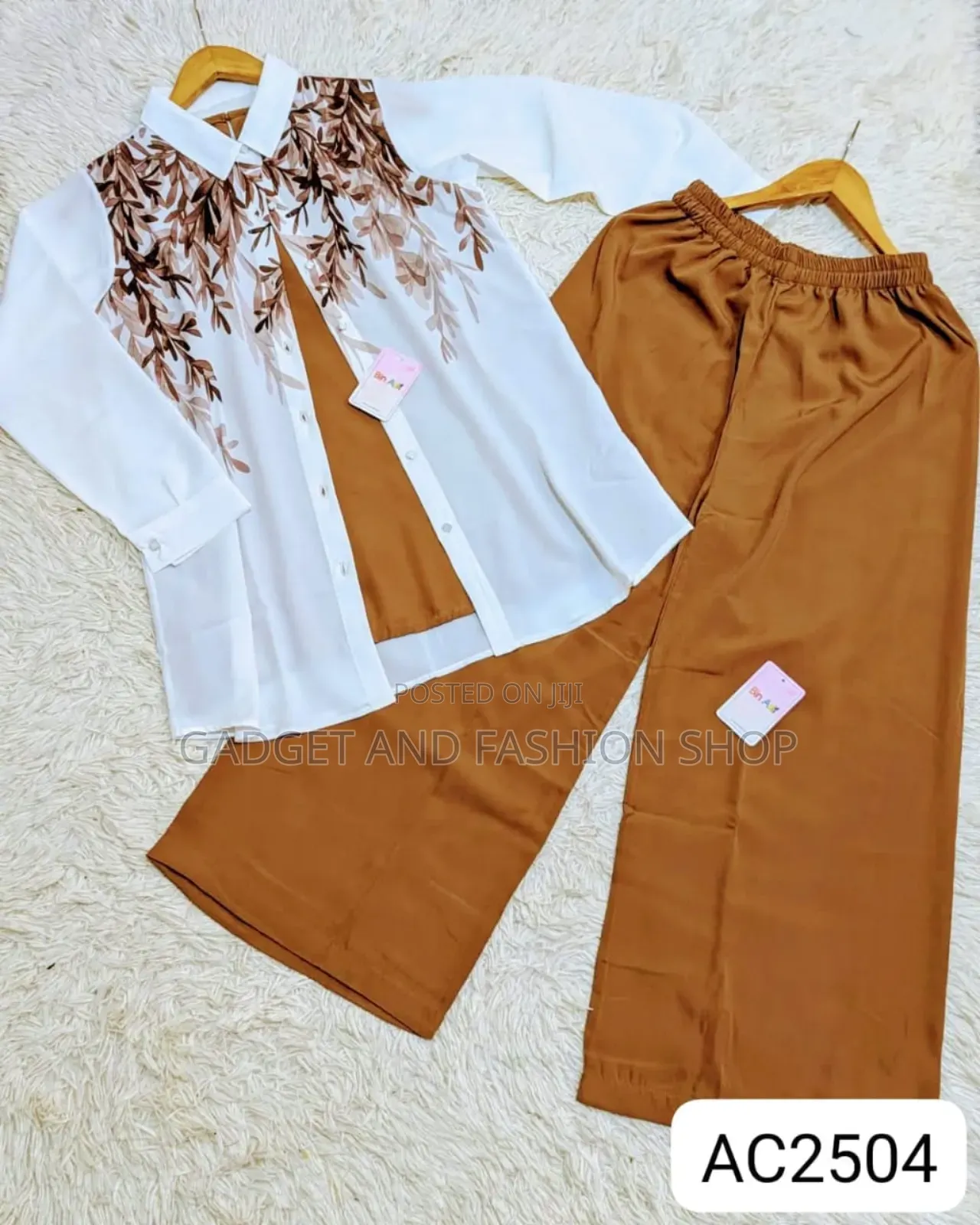 Tops Pent New Design Collection