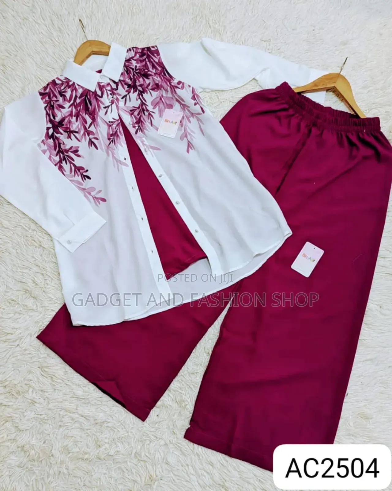 Tops Pent New Design Collection