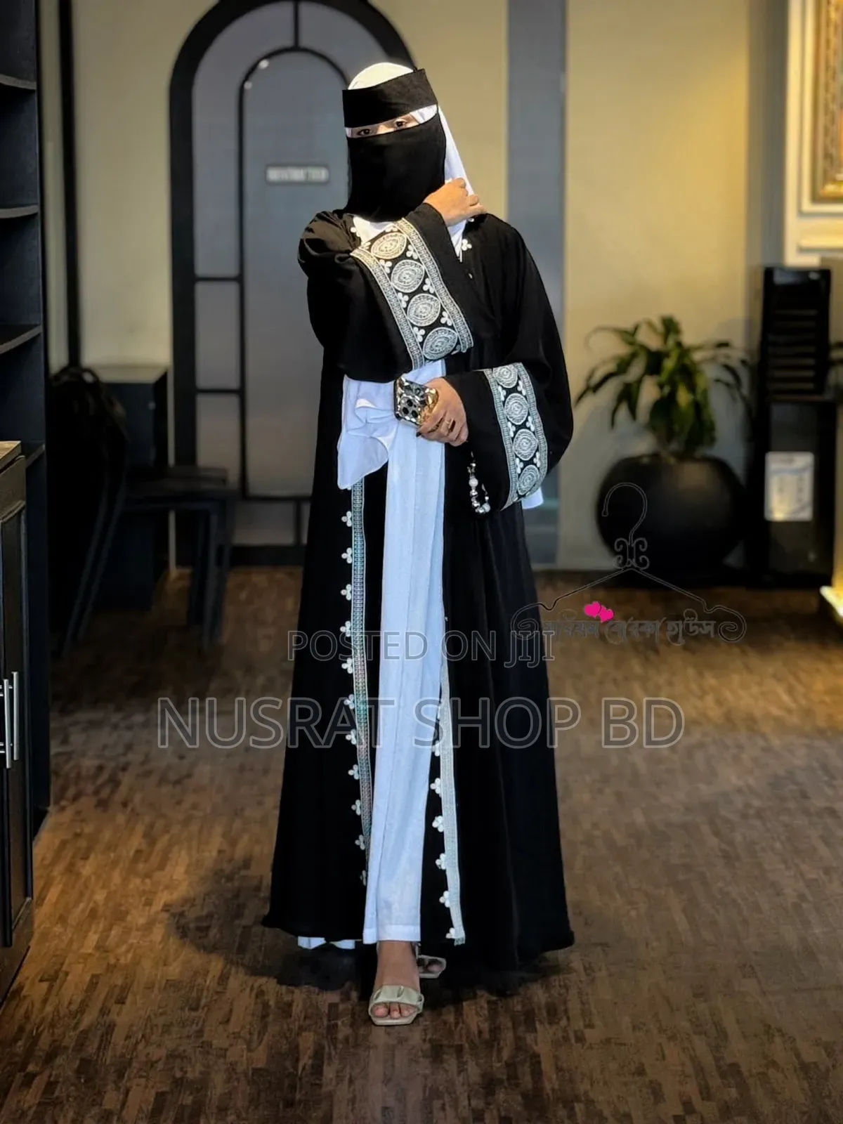 Abaya Burqa - Original embroidery work - Original Dubai fabrics