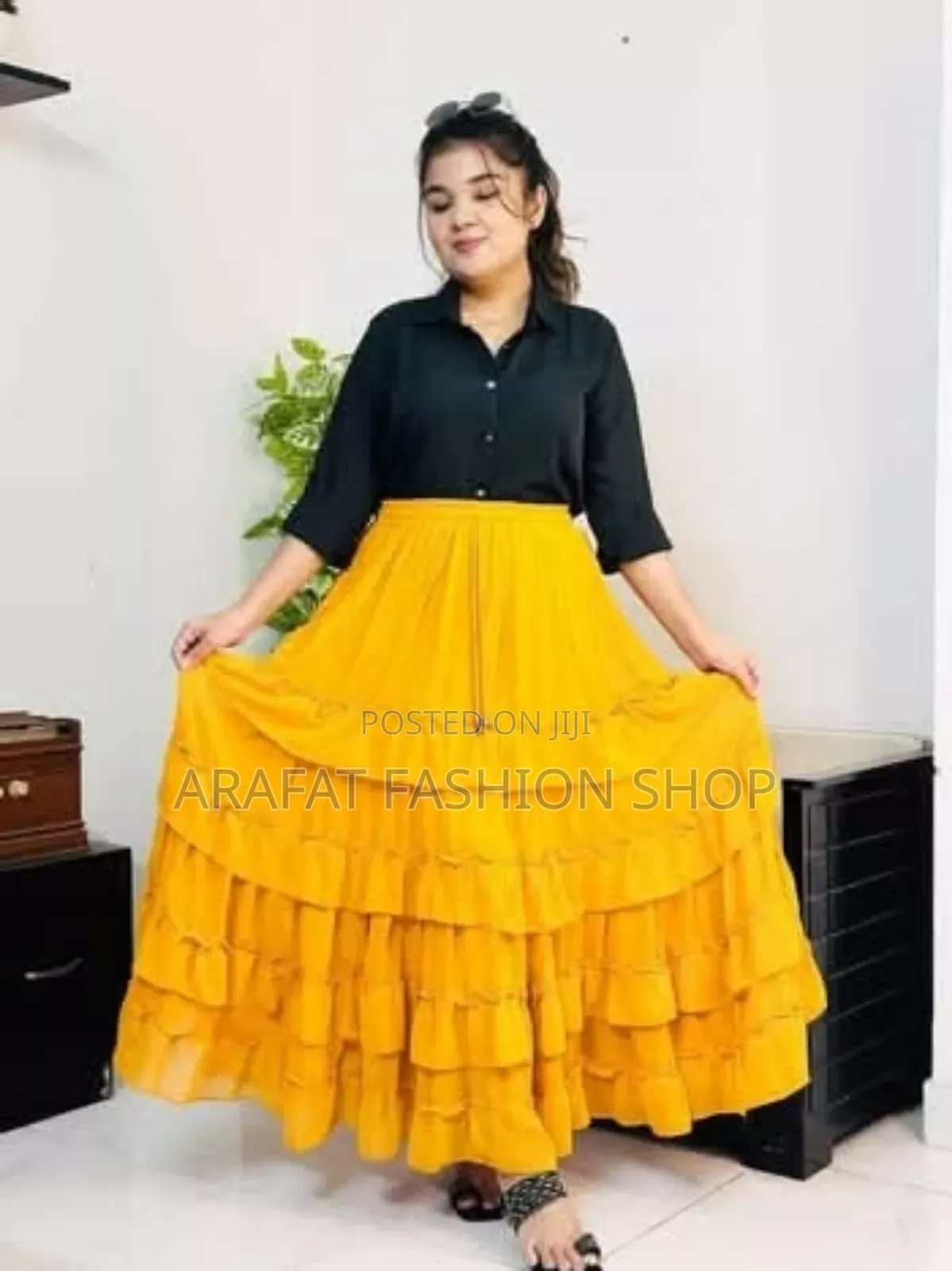 Thak Thak Skirt Set Tops