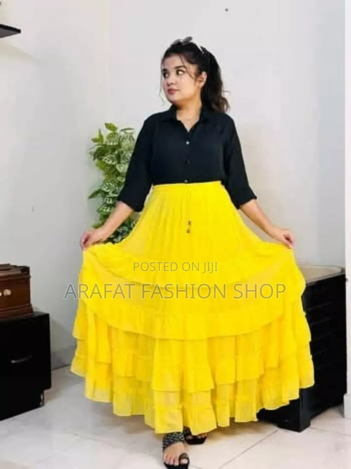 Thak Thak Skirt Set Tops