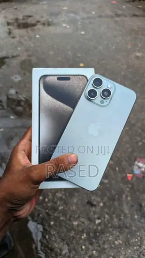Apple iPhone 15 Pro Max 256 GB Silver