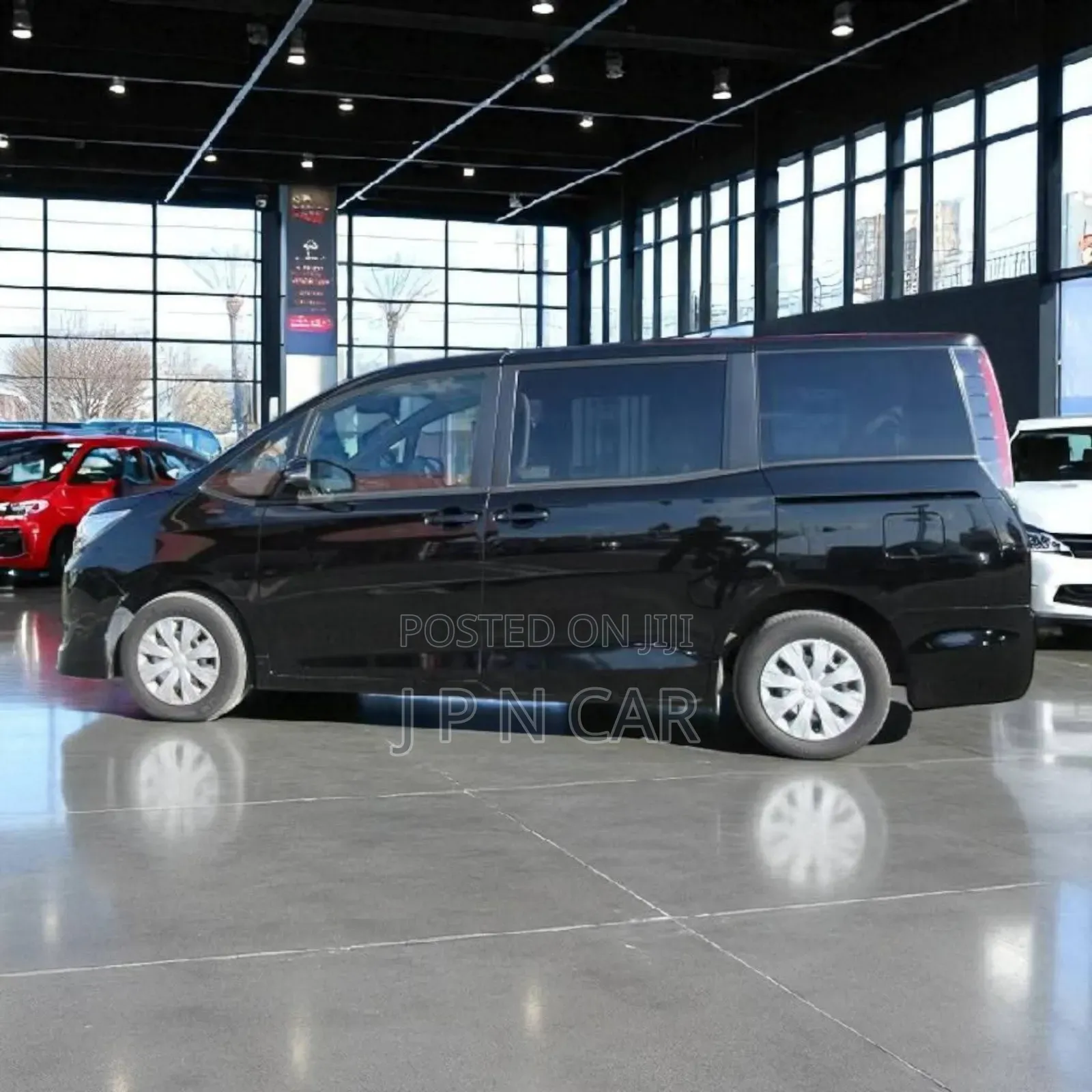Toyota Noah 2.0 FWD (8 Seater) 2019 Black