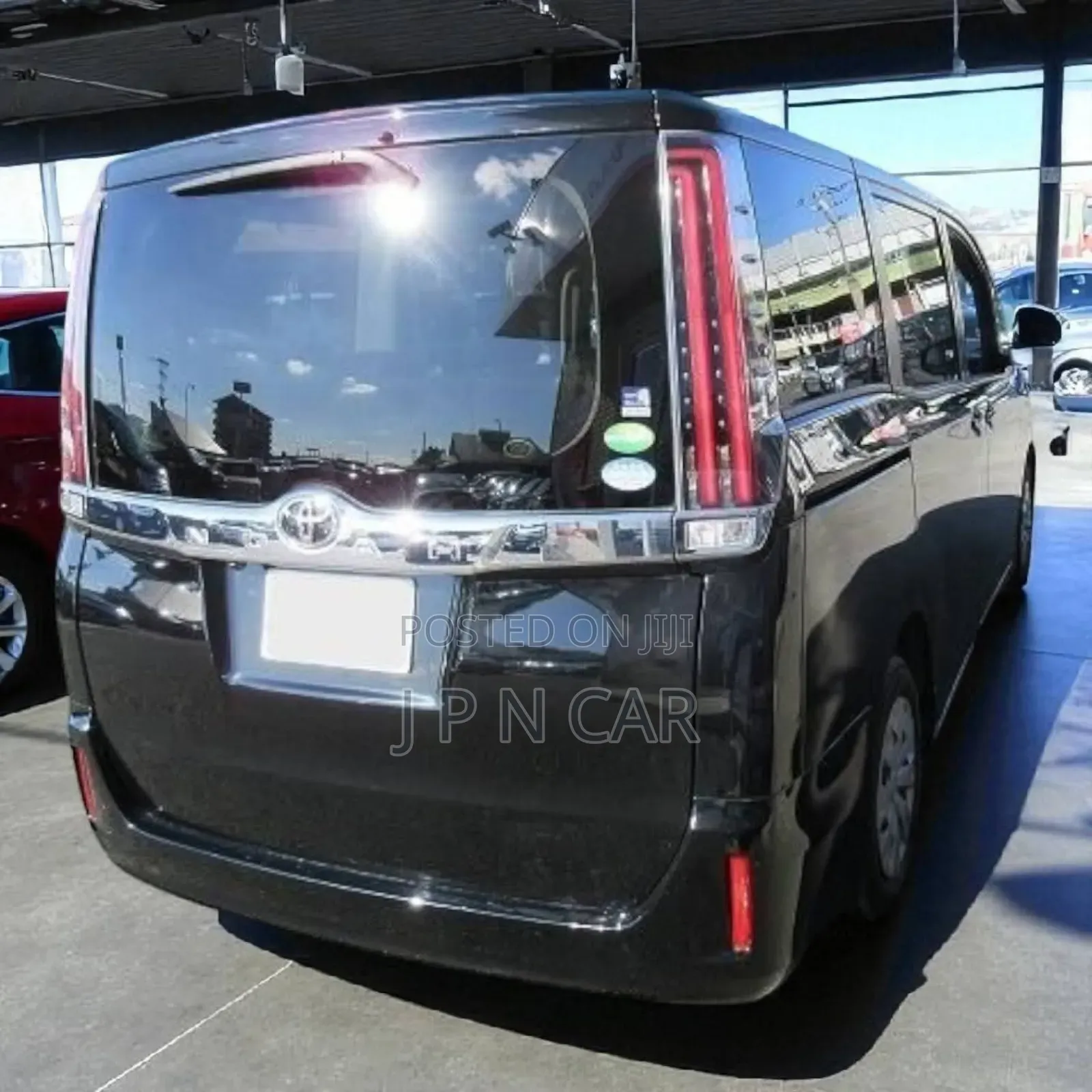Toyota Noah 2.0 FWD (8 Seater) 2019 Black