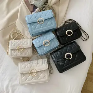 Photo - Stylist Pearl Bag for Women FHVG Jfyh HFHHH