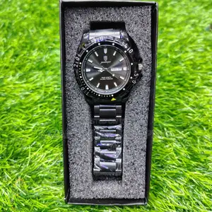 Photo - Men's Wrist Watch Water Resistant Calendar Stainless Steel Bracelet