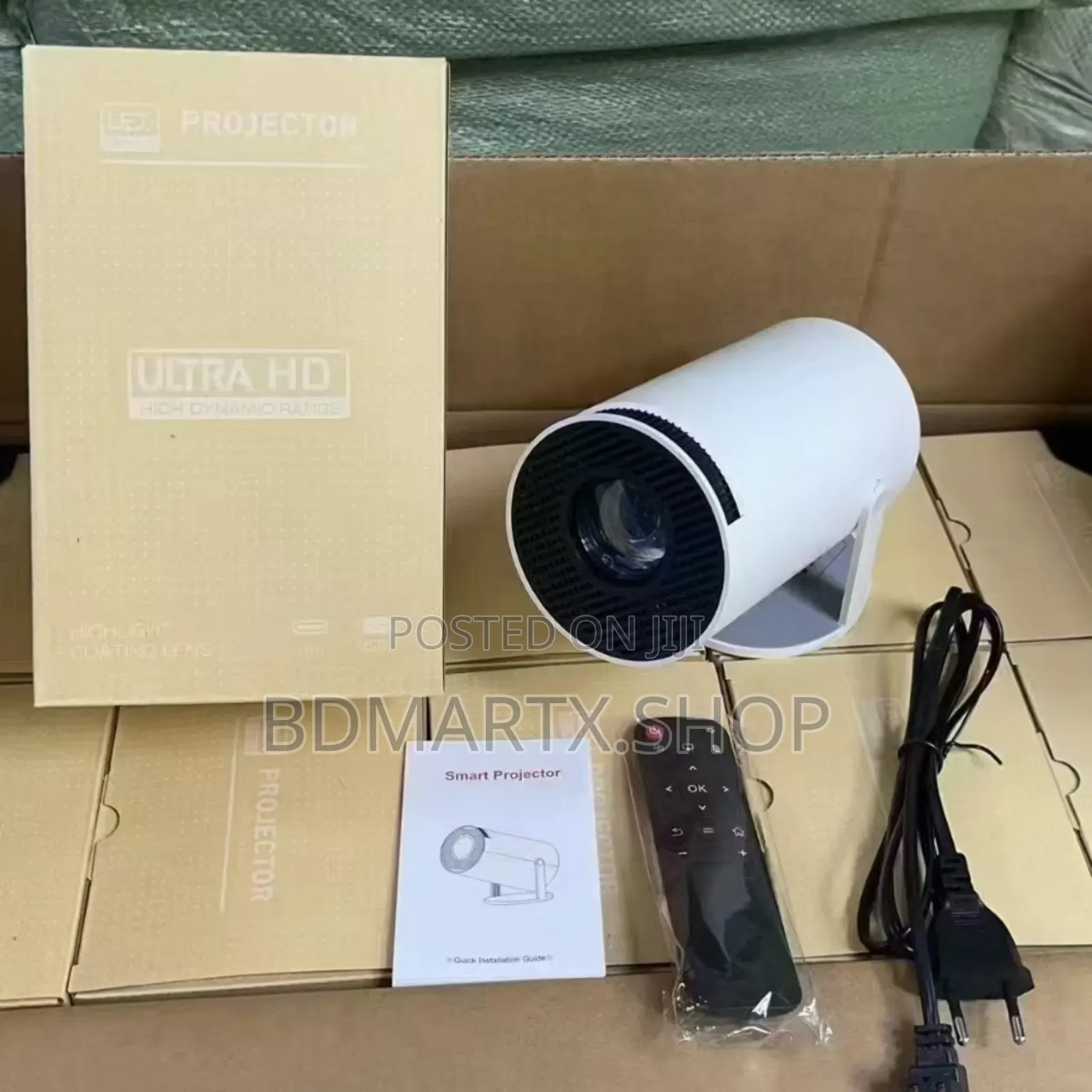 Magcubic Hy300 Pro Mini Projector