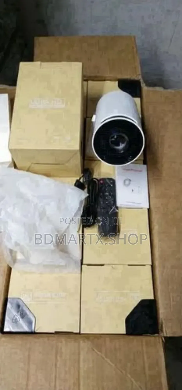 Magcubic Hy300 Pro Mini Projector