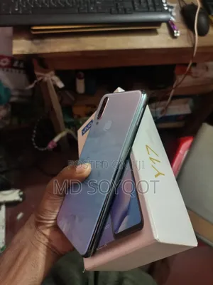 Vivo Y17 256 GB Blue