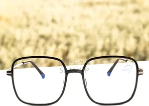 Photo - Full Rim Square Blue Cut Computer Glass for Men Women (53 Mm)