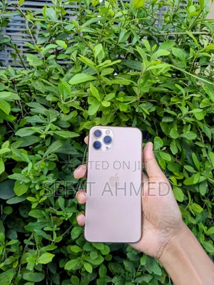 Photo - Apple iPhone 11 Pro 256 GB Rose Gold