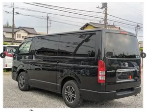 Toyota HiAce 2020 Black