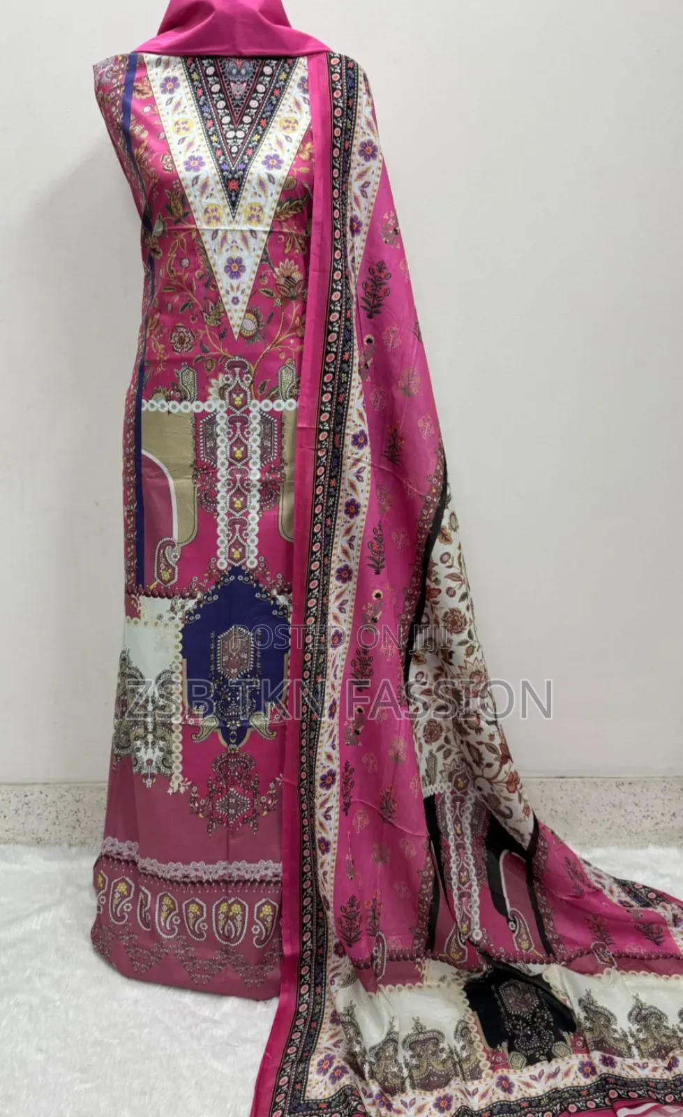 Digital Print Cotton Three Piece DJCF CHVF JXGG