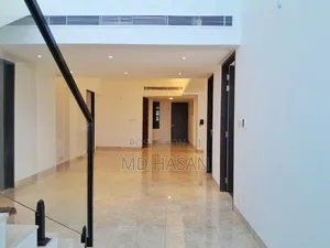 5bdrm Apartment in Duplex Apartment for Rent