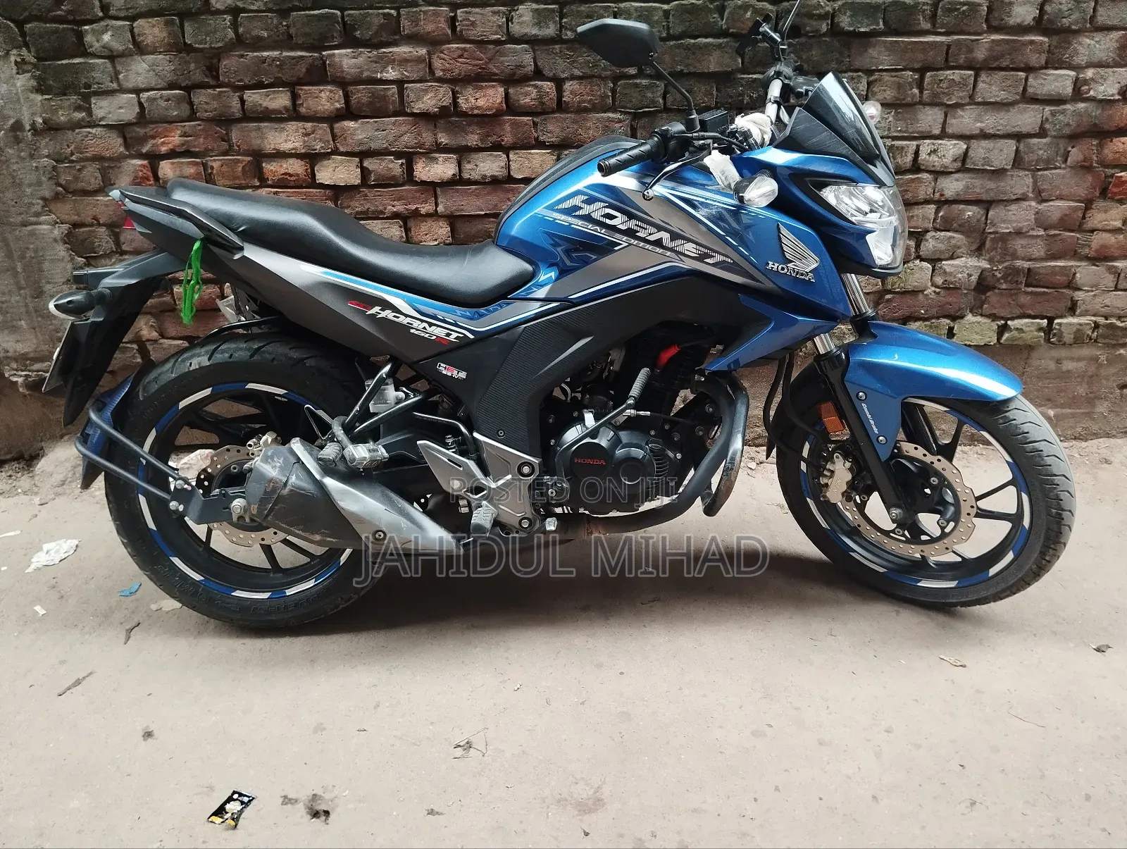 New Honda CB 2024 Blue