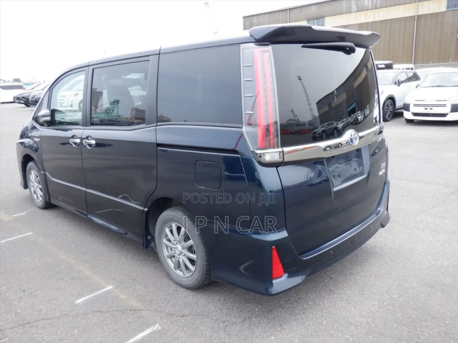 Toyota Noah 1.8 FWD Hybrid (7 Seater) 2020 Blue
