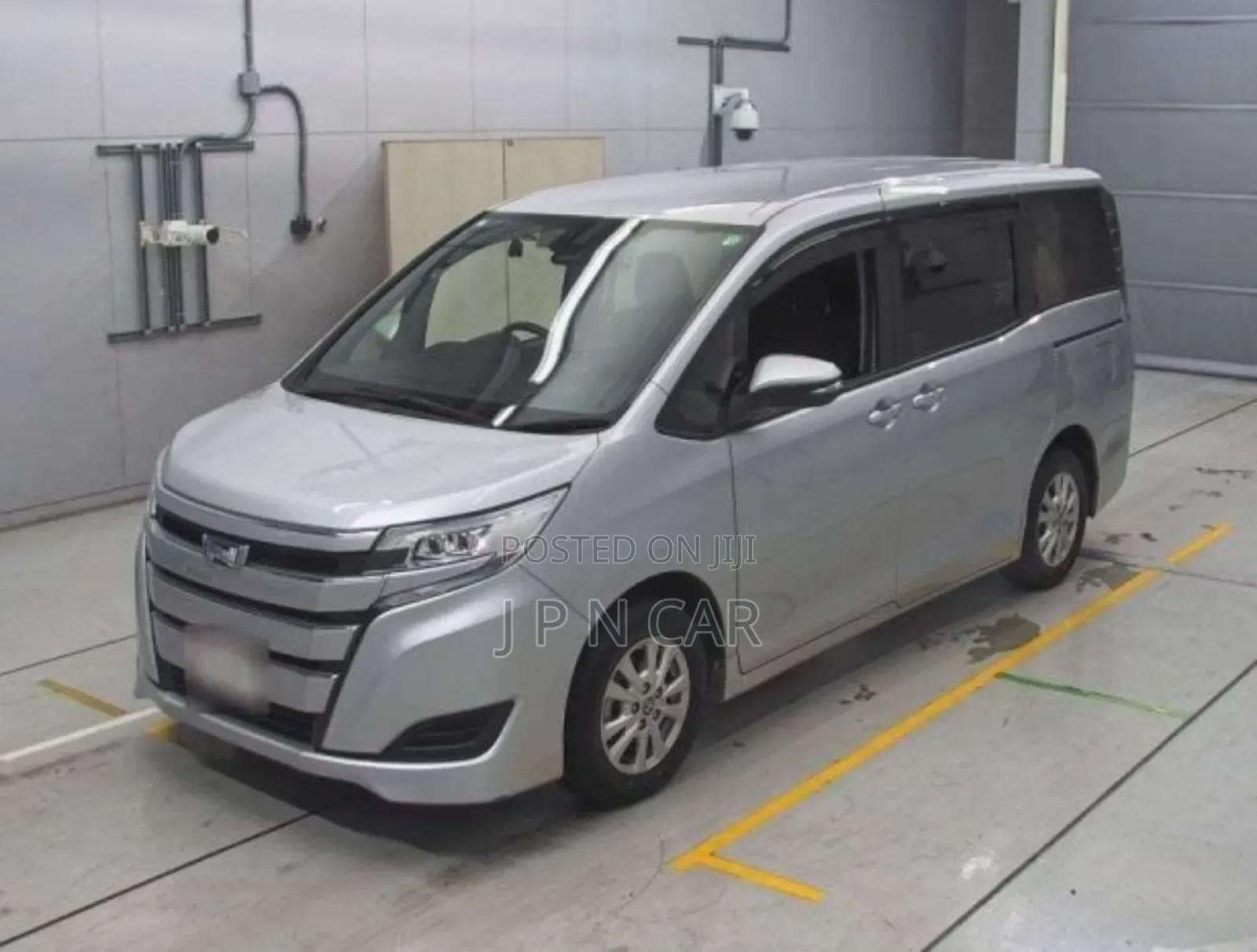 Toyota Noah 1.8 FWD Hybrid (7 Seater) 2020 Silver