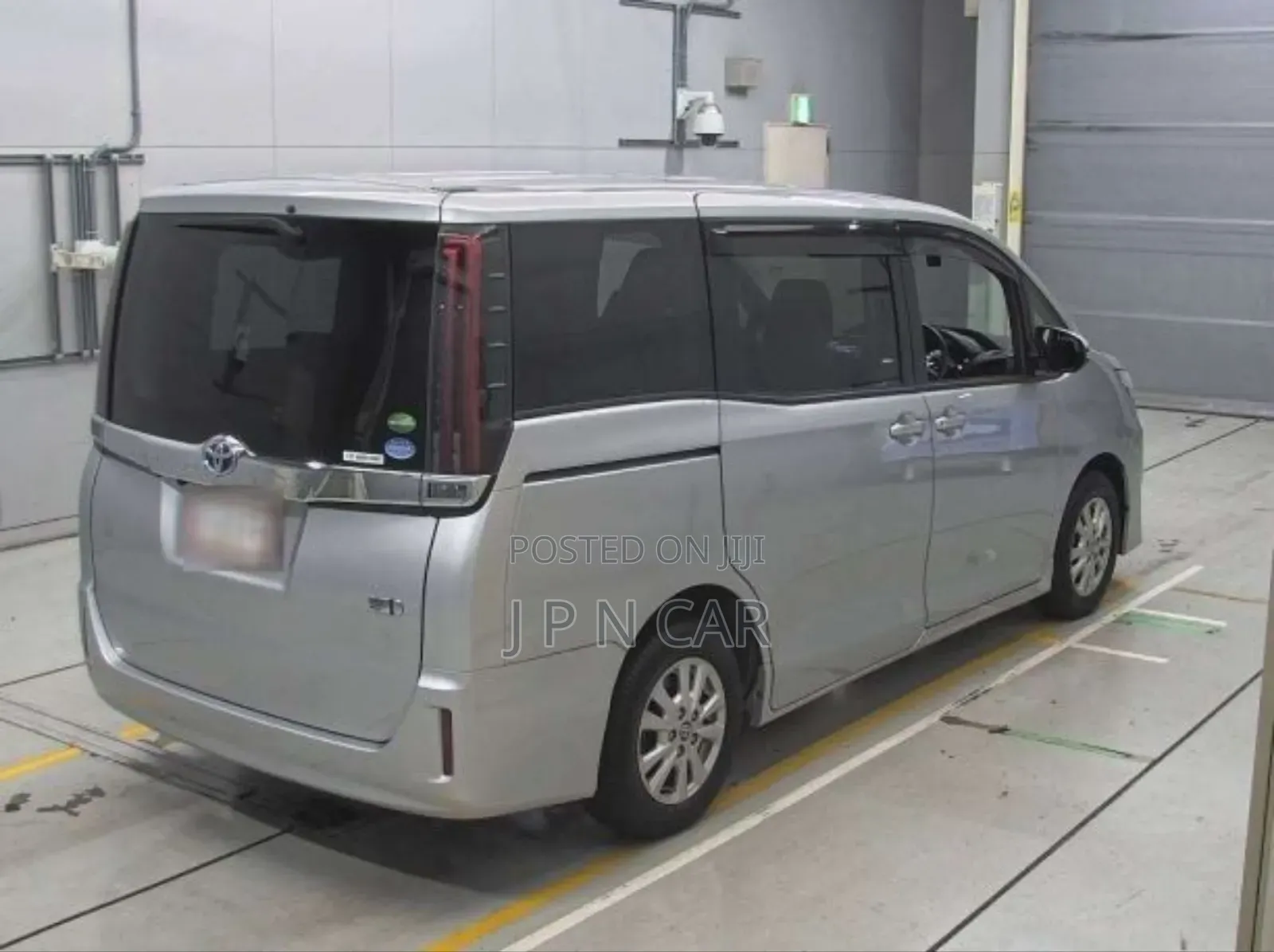 Toyota Noah 1.8 FWD Hybrid (7 Seater) 2020 Silver