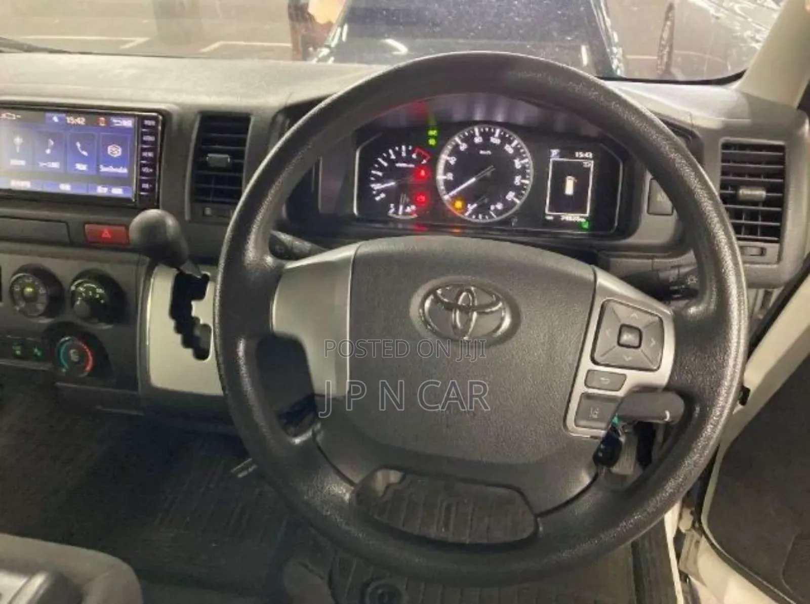 Toyota HiAce 2020 White