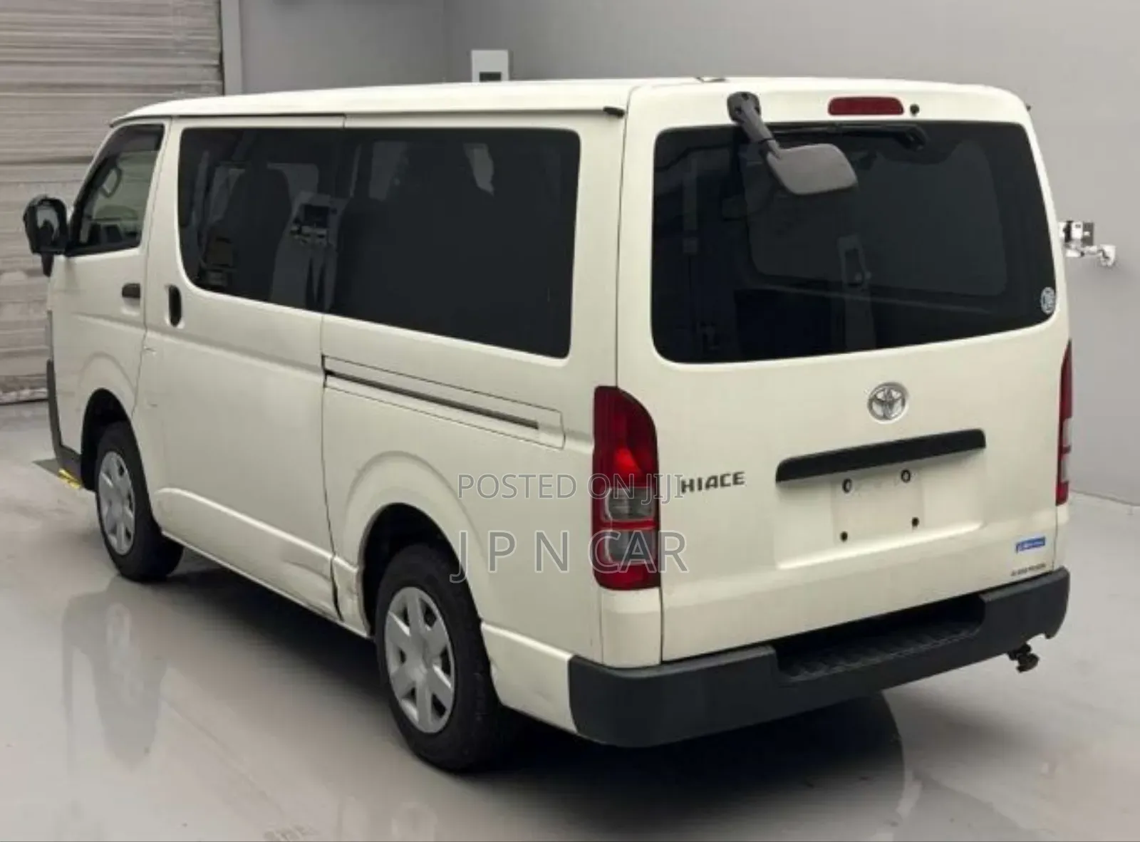 Toyota HiAce 2020 White