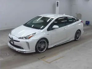 Toyota Prius 2020 Pearl