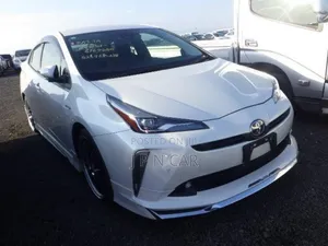 Toyota Prius 2020 Pearl