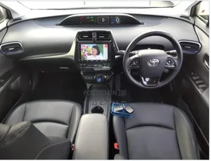 Toyota Prius 2020 Pearl