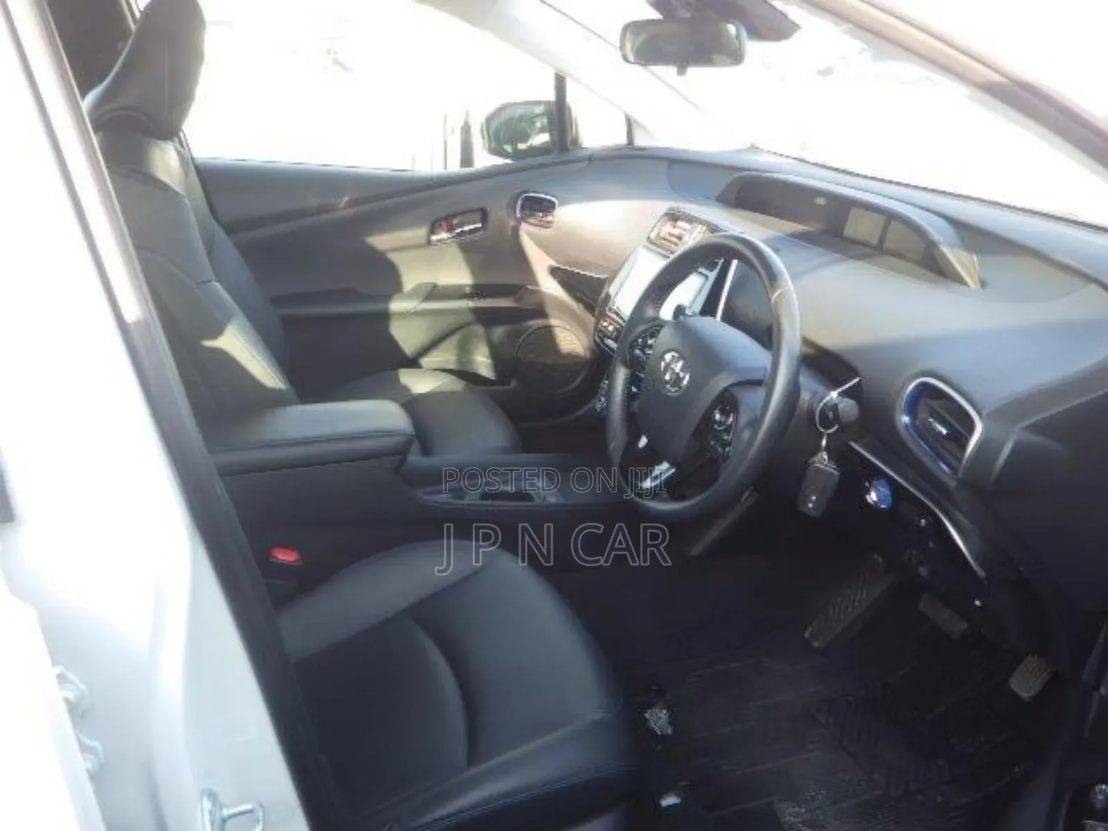 Toyota Prius 2020 Pearl