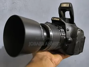 Canon 600d সাথে পাবেন Canon 18-55 লেন্স সেটাপ।