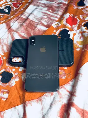 Photo - Apple iPhone XS 64 GB Black