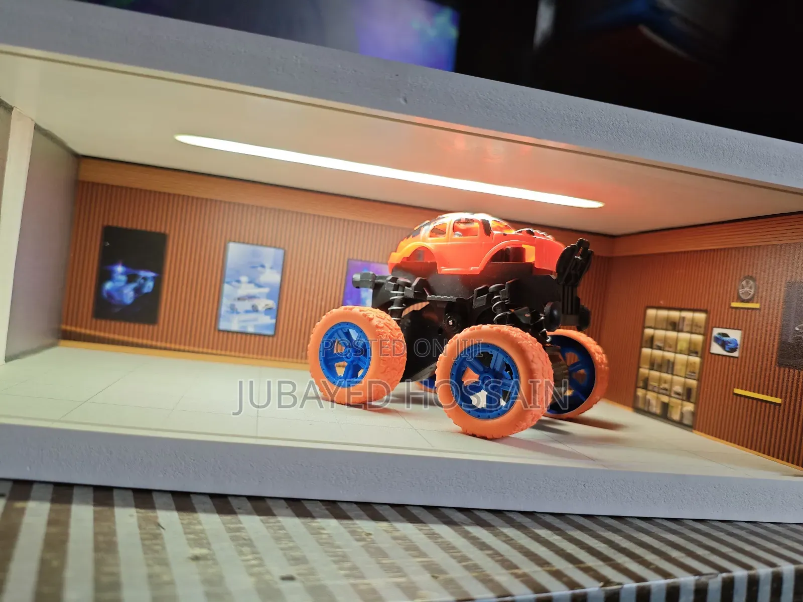 Garage Display Box