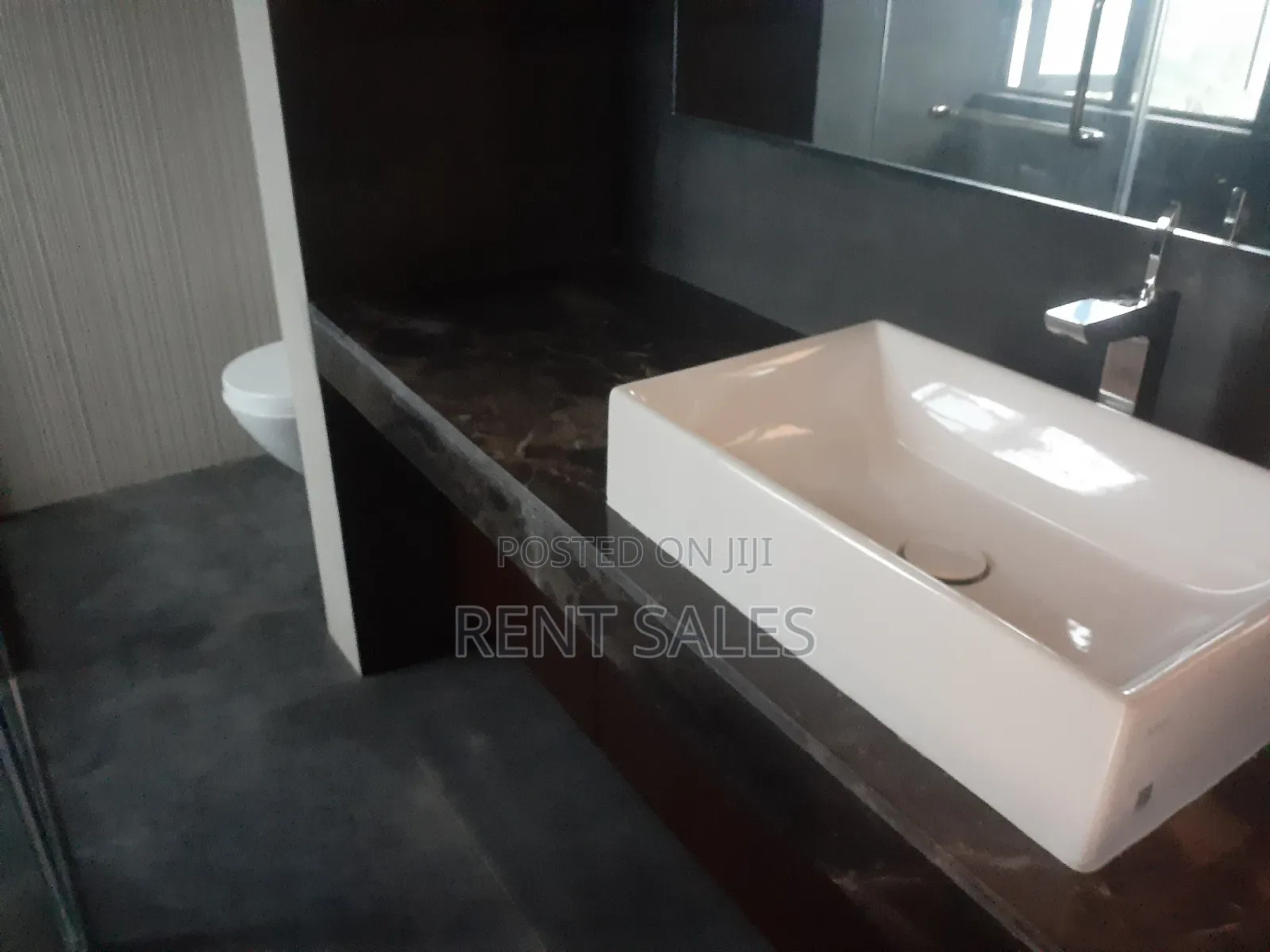 4bdrm Apartment in Gulshan for Rent