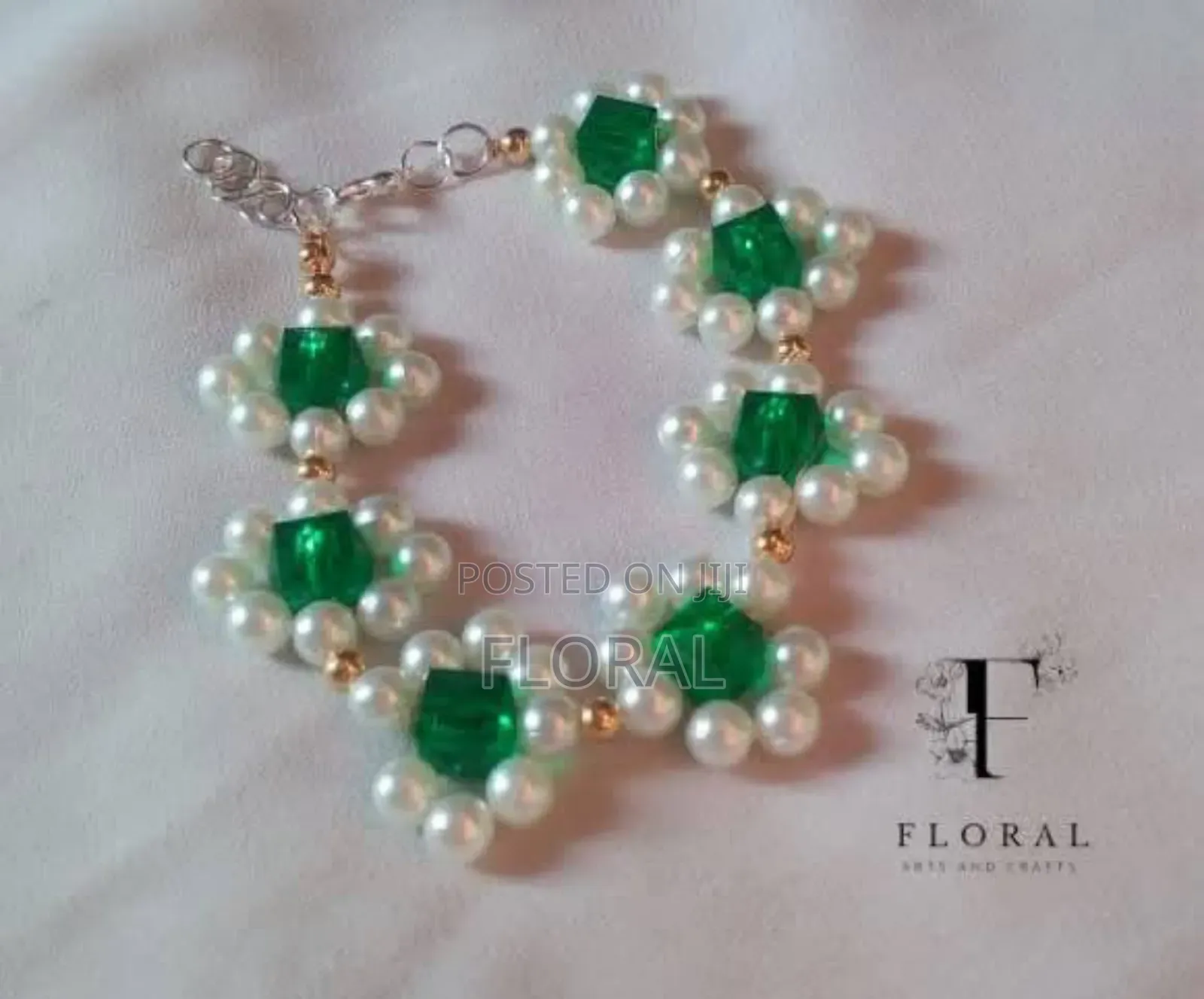 Elegant Pearl Crystal Bracelet