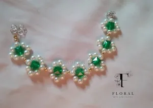 Elegant Pearl Crystal Bracelet