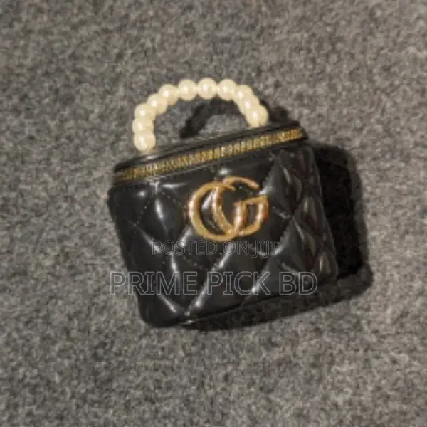 Luxury in a Mini Look Hand Bag