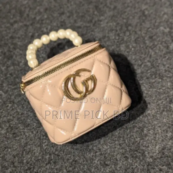 Luxury in a Mini Look Hand Bag