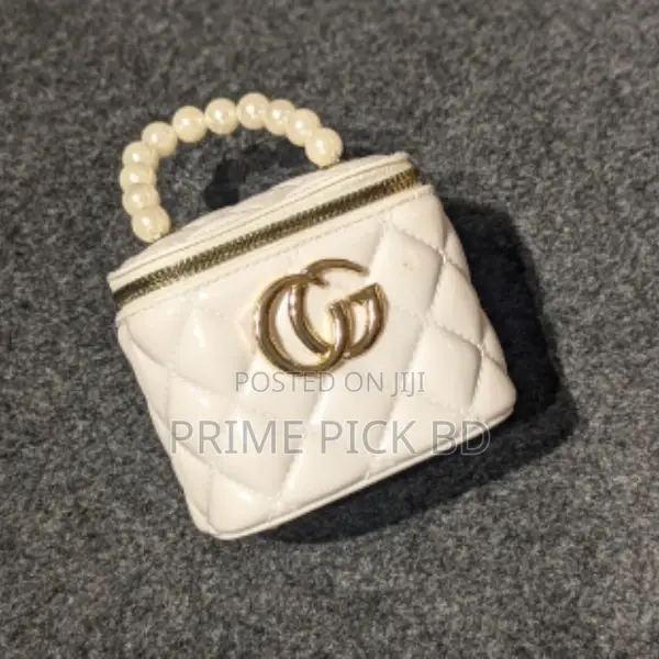 Luxury in a Mini Look Hand Bag