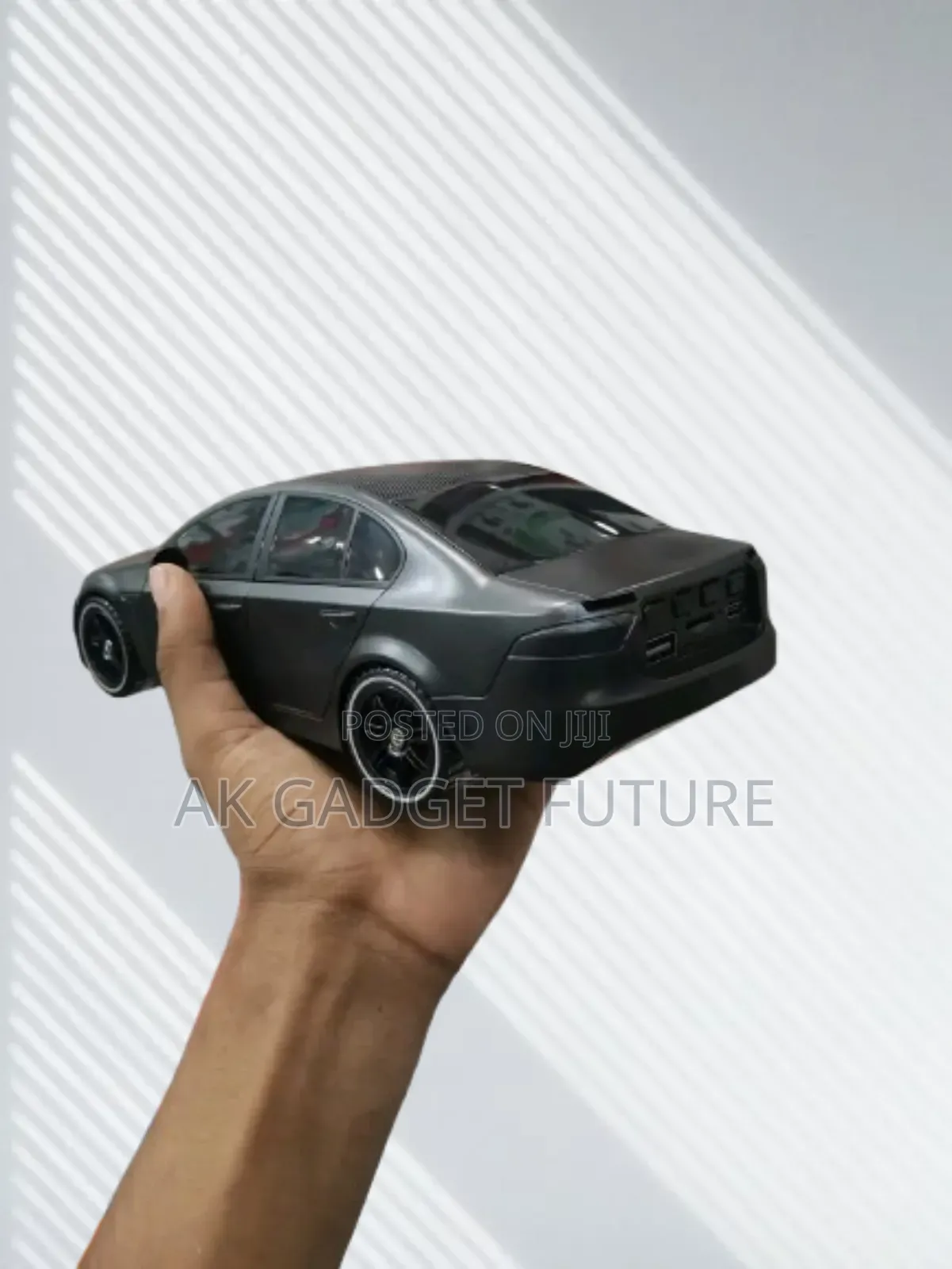 সোলার রিচার্জেবল পোর্টেবল স্পিকার (Model: JDK-P138)