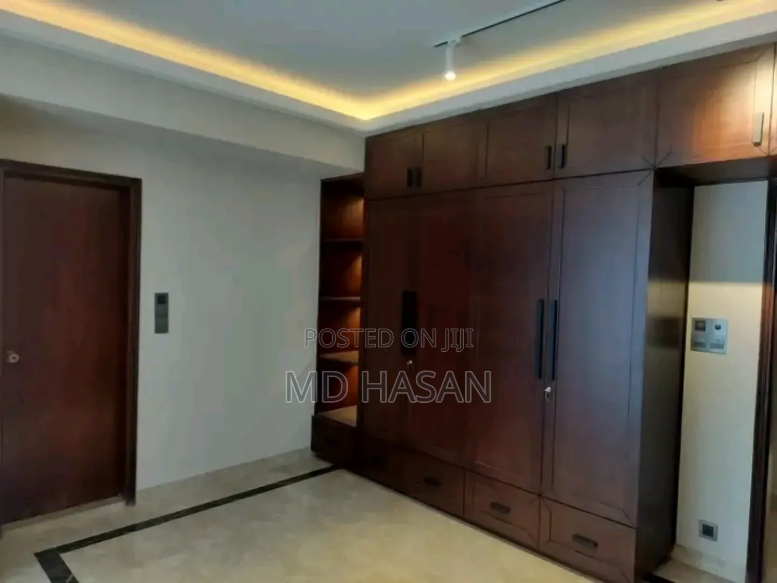 4bdrm Apartment in Semi-Furnished for Rent