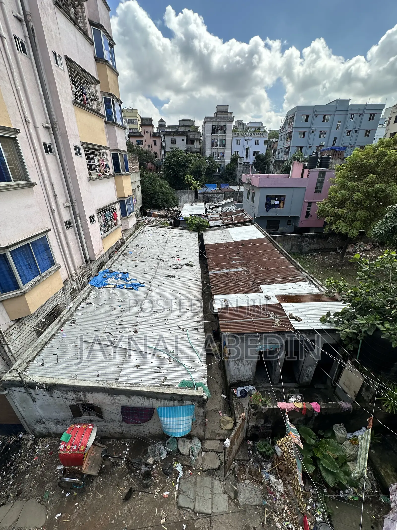 3 Katha Residential Land With Tin Shade House to Sell