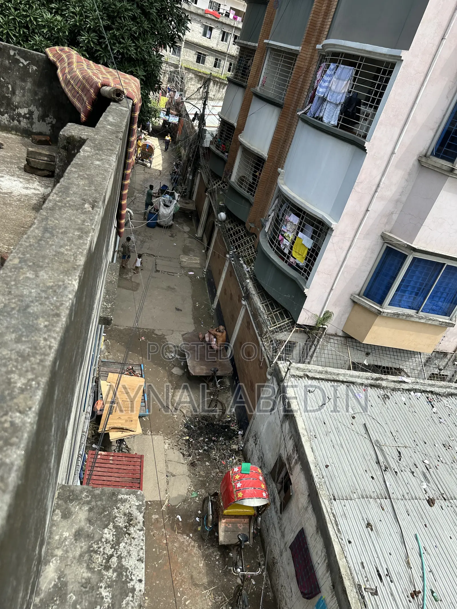 3 Katha Residential Land With Tin Shade House to Sell