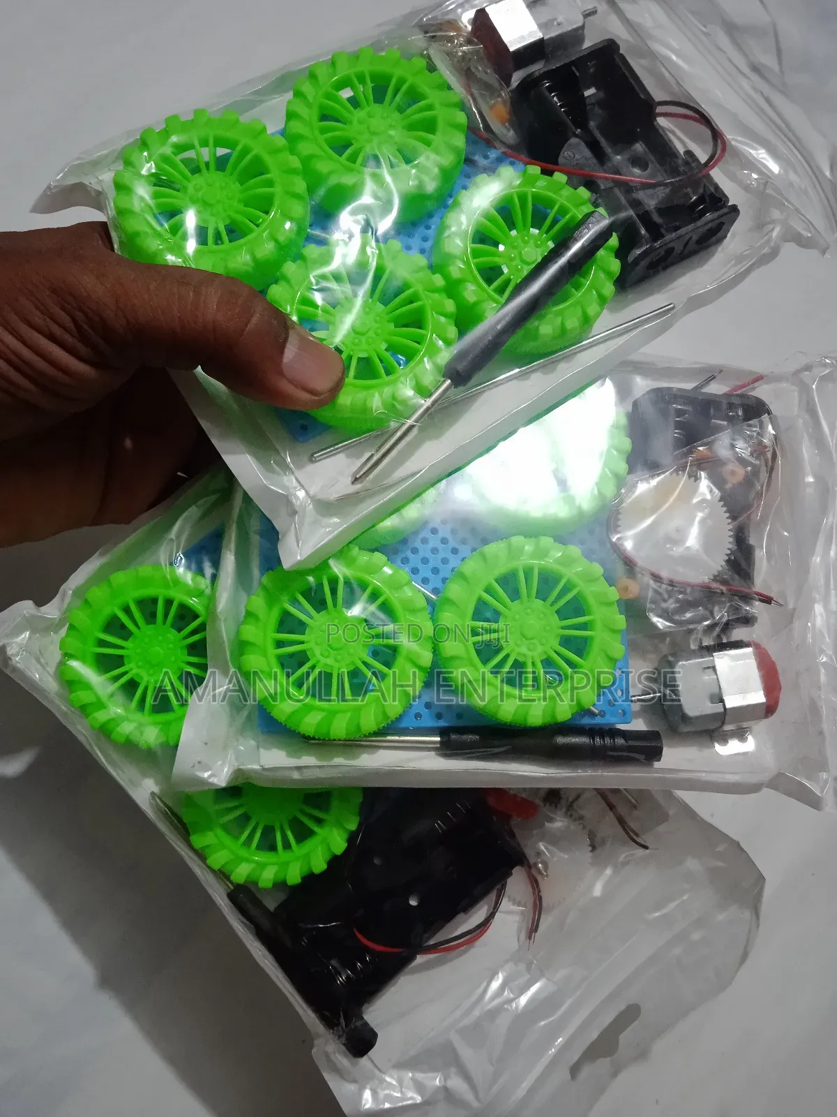 4wd Smart Robot Chassis Kit, Designed for Building Diy Robotic Cars.