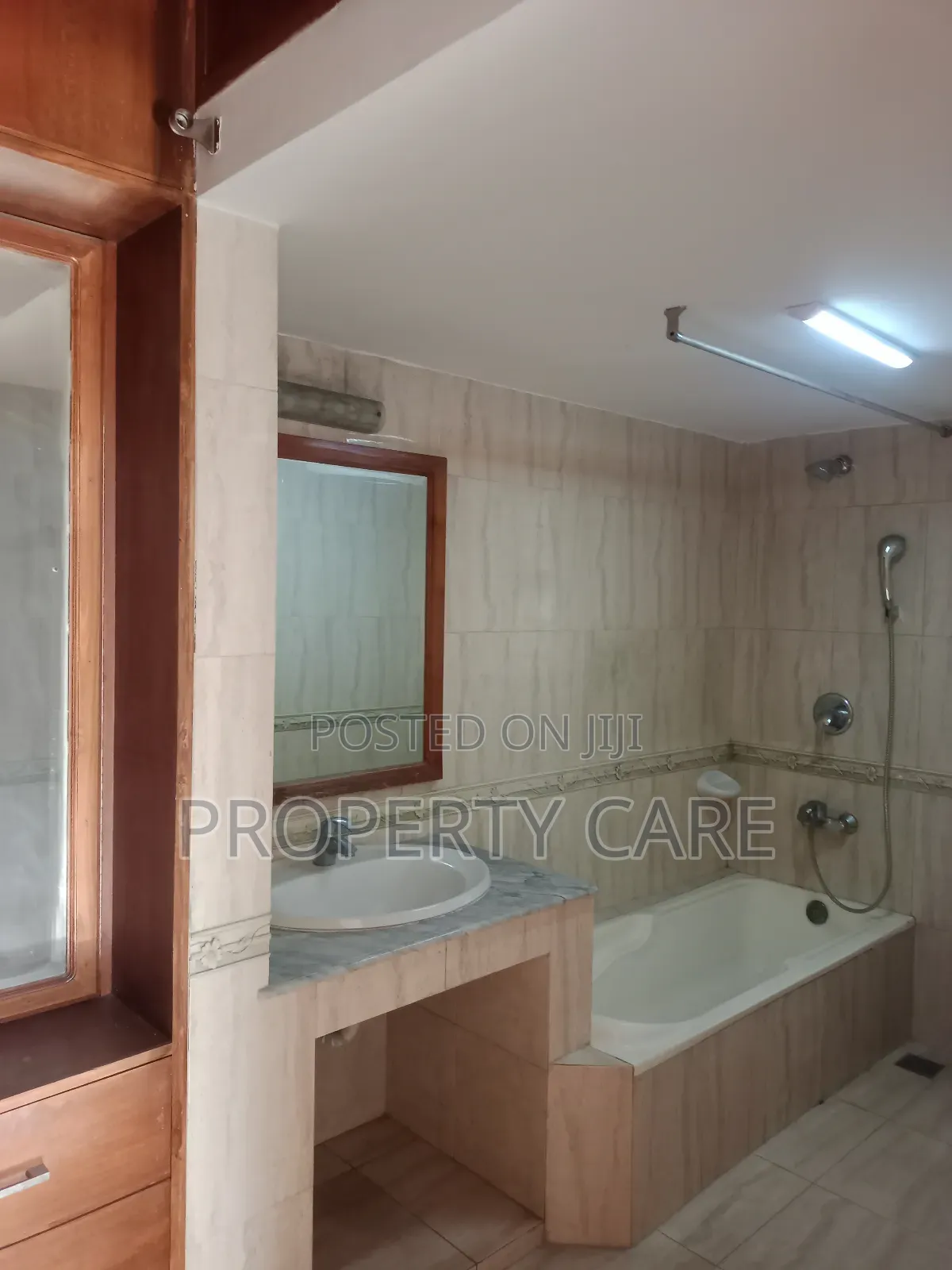 Furnished 3bdrm Apartment in Gulshan for Rent