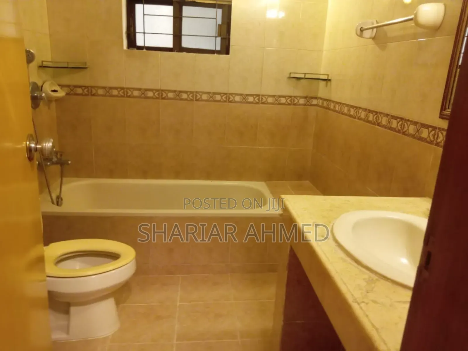 4bdrm Apartment in Gulshan for Rent