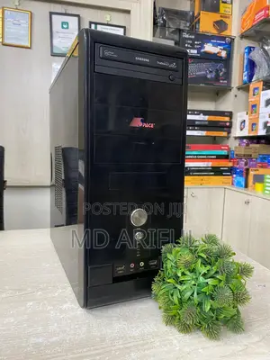 Photo - Intel Core I3 ( 1st Gen_ram 4gb DDR-3 Pc_hdd 500gb_grapic 2gb