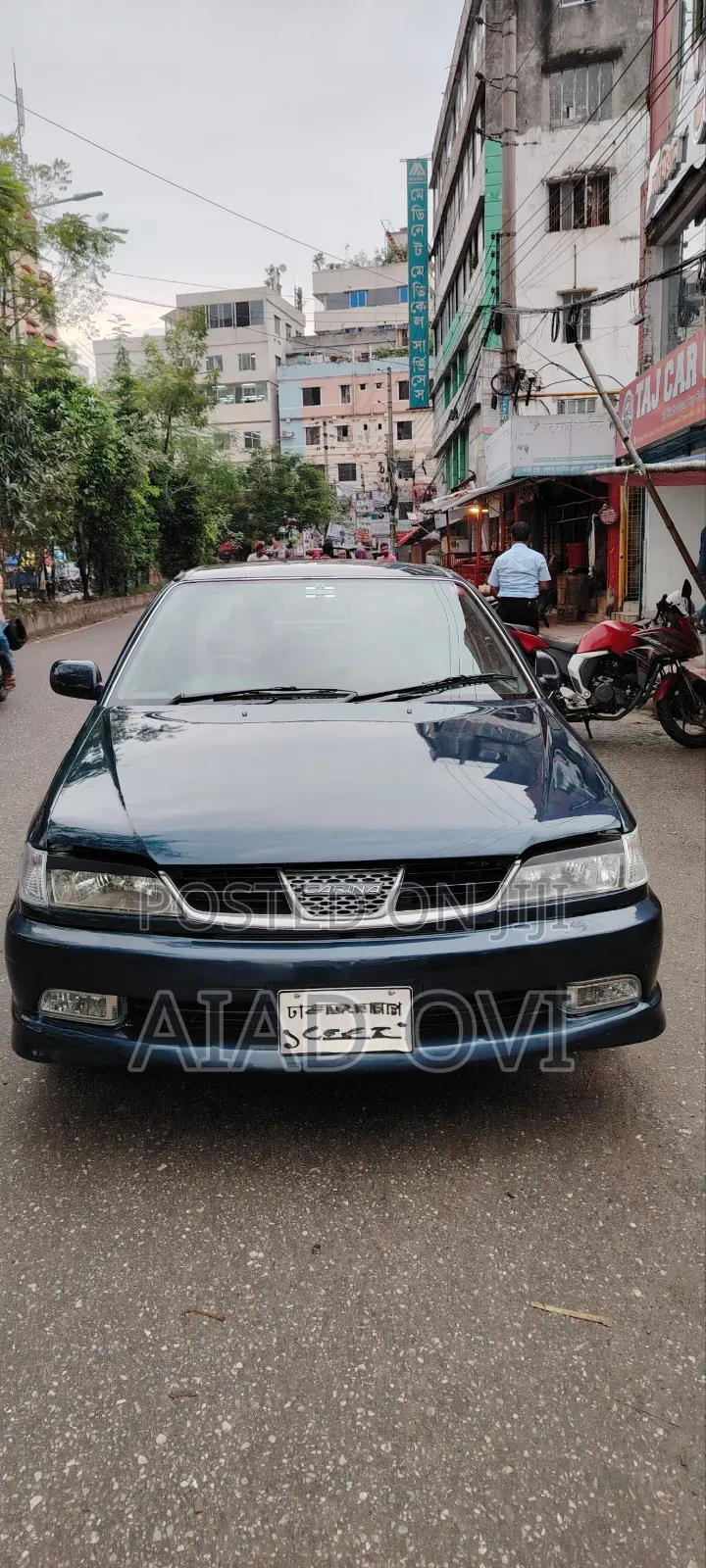Toyota Carina 2000 Blue